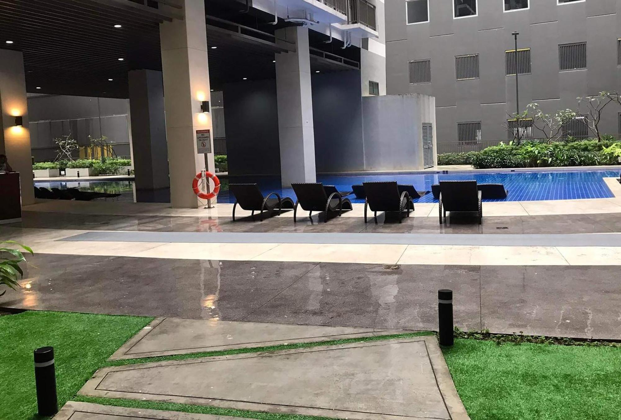 C Place - Capsule A Pasay Exterior foto